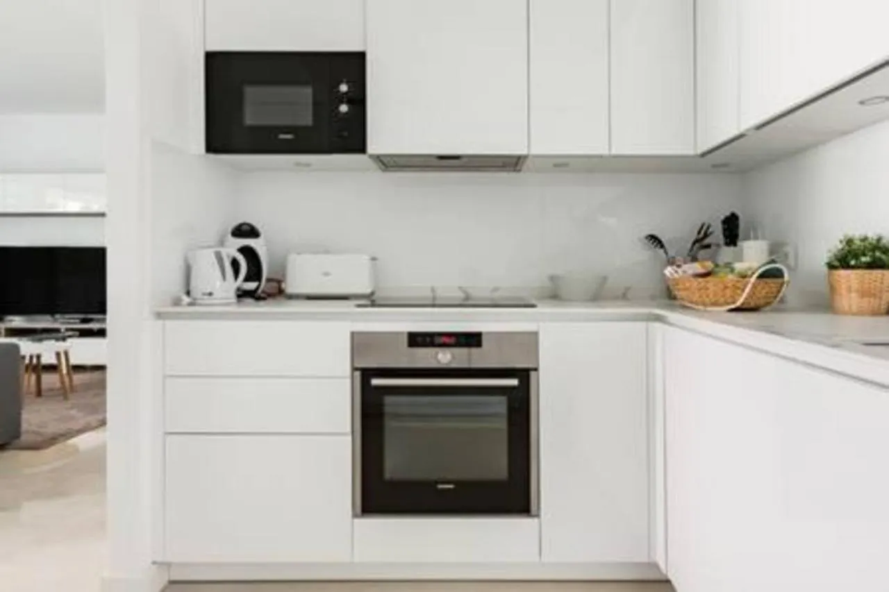 Avenida Puerta Del Mar Apartment Marbella